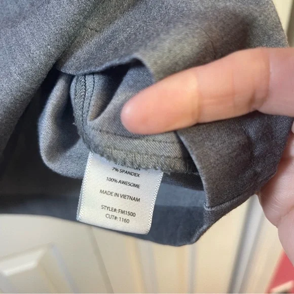 FIGS Scrub Top Mens 2X Gray Short Sleeve Medical Nurse Pocket Technical Wear O2 - Picture 5 of 7